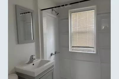 166 Rochelle Ave #2, Rochelle Park Township, NJ 07652 - Photo 4