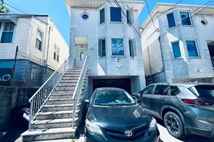 162 W 53rd St, Bayonne, NJ 07306 - Photo 2