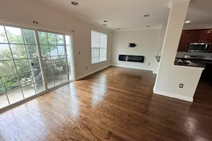 21 Lee Ct, Jersey City, NJ 07305 - Photo 4