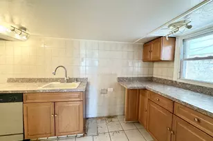 9005 Durham Ave, North Bergen, NJ 07047 - Photo 18