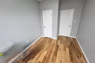 136 W 25th St, Bayonne, NJ 07002 - Photo 12