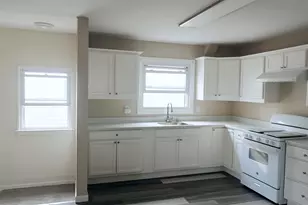 20 Oak St, Bayonne, NJ 07002 - Photo 10