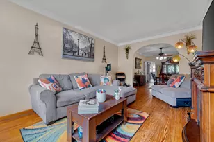 131 W 10th St, Bayonne, NJ 07002 - Photo 4