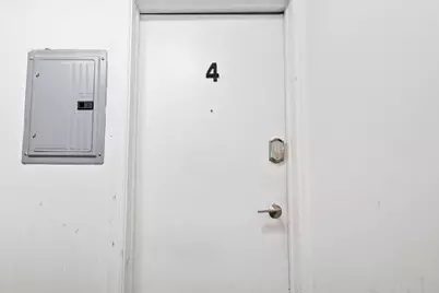 49 A Jewett Ave #Apt 4, Jersey City, NJ 07304 - Photo 2