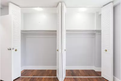 1070 Kennedy Blvd #2A, Bayonne, NJ 07002 - Photo 10
