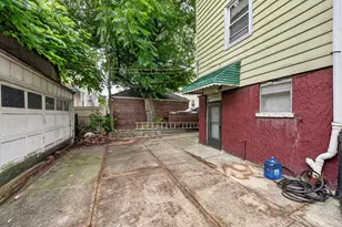 19 Linden Ct, Jersey City, NJ 07305 - Photo 36
