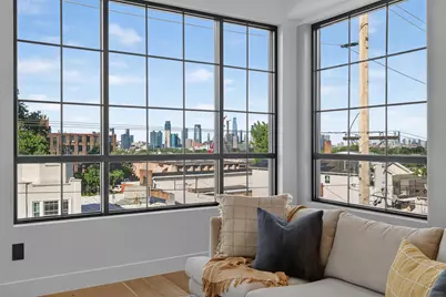 31 Bayview Ave #2, Jersey City, NJ 07305 - Photo 2