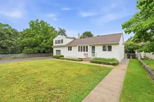 5 Lexington Ave, Wallington, NJ 07057 - Photo 2