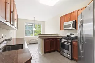 15 Freedom Way, Jersey City, NJ 07305 - Photo 4