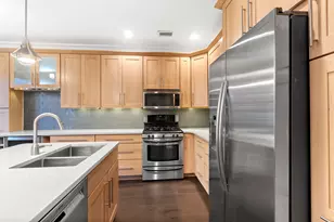 338 Oswego Ct, West New York, NJ 07093 - Photo 4