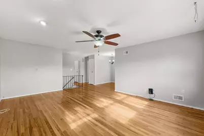 26 Briarwood Rd #2, Jersey City, NJ 07305 - Photo 2
