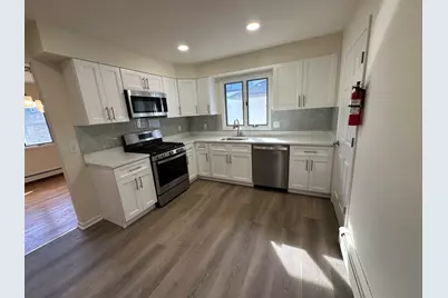 407 Jane St #2, Fort Lee, NJ 02024 - Photo 4