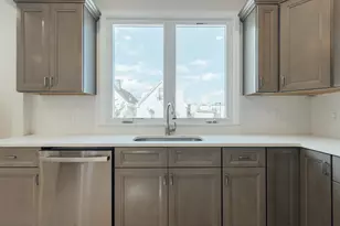 27 W 52nd St, Bayonne, NJ 07002 - Photo 8