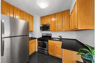 135 Montgomery St #A-16, Jersey City, NJ 07302 - Photo 8