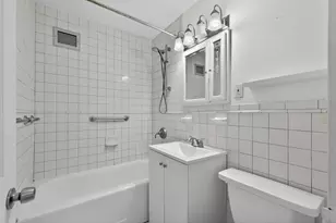 135 Montgomery St, Jersey City, NJ 07302 - Photo 14