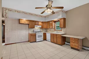 104 Broadway, Bayonne, NJ 07002 - Photo 8