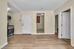 305 Cator Ave, Jersey City, NJ 07305 - Photo 10