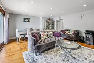 13 Zabriskie Ave, Bayonne, NJ 07002 - Photo 12