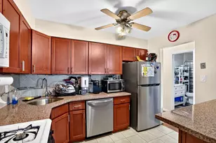 502 Avenue C, Bayonne, NJ 07002 - Photo 2