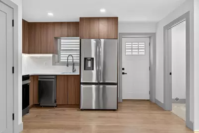 161 Woodlawn Ave #ADU, Jersey City, NJ 07305 - Photo 2