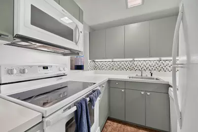 219 Bloomfield St #B2, Hoboken, NJ 07030 - Photo 12