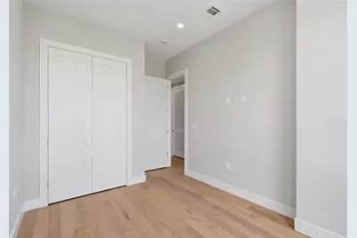 27 Clinton Ave, Jersey City, NJ 07304 - Photo 46