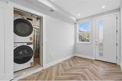 27 Clinton Ave, Jersey City, NJ 07304 - Photo 16