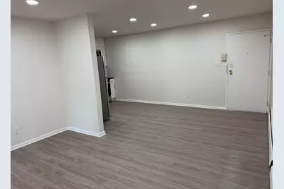 423 Avenue C #203, Bayonne, NJ 07002 - Photo 4