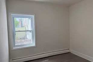 423 Avenue C, Bayonne, NJ 07002 - Photo 8
