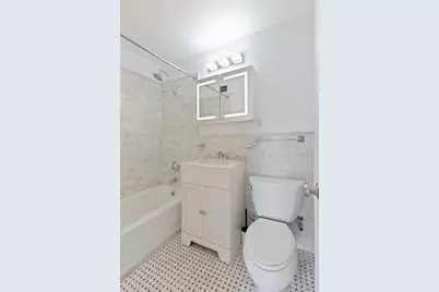 270 Luis M Marin Blvd #8 -E, Jersey City, NJ 07302 - Photo 18