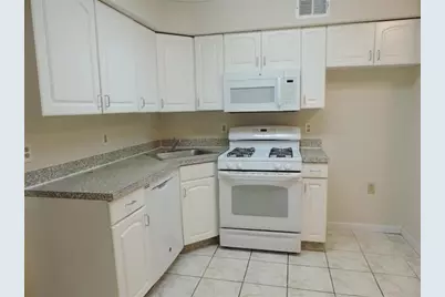 524-526 4th St #13, Union City, NJ 07087 - Photo 4