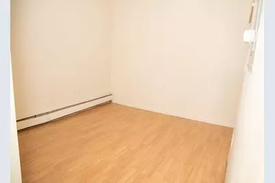 637 Ocean Ave #1, Jersey City, NJ 07305 - Photo 4