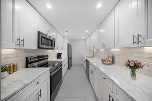 2 Constitution Ct, Hoboken, NJ 07030 - Photo 4