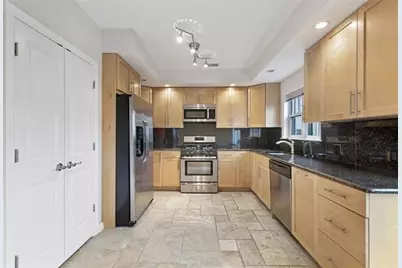 24-1 Ash St #1, Jersey City, NJ 07304 - Photo 4