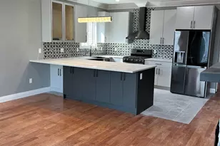 29 Wallis Ave, Jersey City, NJ 07306 - Photo 1