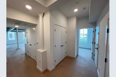 141 Christopher Columbus Dr #2, Jersey City, NJ 07302 - Photo 16