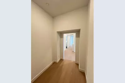141 Christopher Columbus Dr #2, Jersey City, NJ 07302 - Photo 18