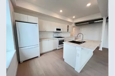 141 Christopher Columbus Dr #2, Jersey City, NJ 07302 - Photo 4