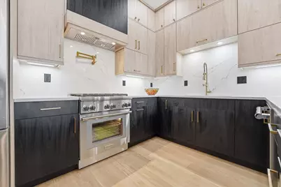 134 Hancock Ave #201, Jersey City, NJ 07307 - Photo 2