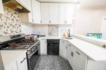 136 North St, Jersey City, NJ 07306 - Photo 10