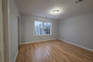27 Jewett Ave, Jersey City, NJ 07304 - Photo 12