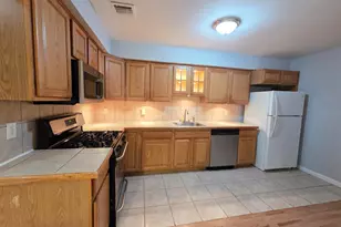 27 Jewett Ave, Jersey City, NJ 07304 - Photo 10