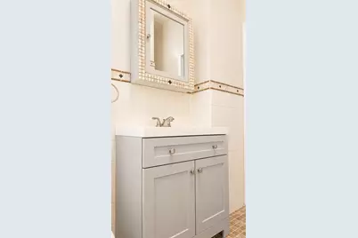 40 Humphrey Ave #2, Bayonne, NJ 07002 - Photo 8