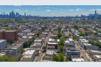 178 South St, Jersey City, NJ 07307 - Photo 40