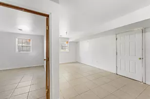 178 South St, Jersey City, NJ 07307 - Photo 28