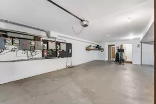 178 South St, Jersey City, NJ 07307 - Photo 26