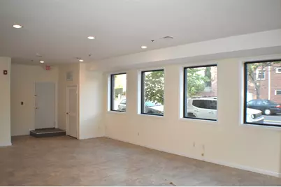 687 Avenue A #1A, Bayonne, NJ 07002 - Photo 4