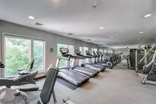 100 Eton Row, Weehawken, NJ 07086 - Photo 44