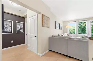15 Freedom Way, Jersey City, NJ 07305 - Photo 16