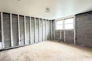 9104 3rd Ave, North Bergen, NJ 07047 - Photo 12